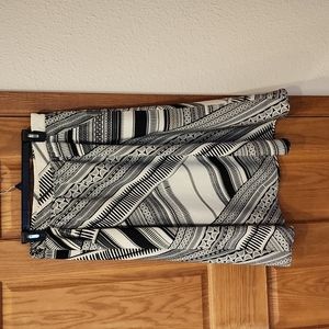 Fun Old Navy skirt with pockets!